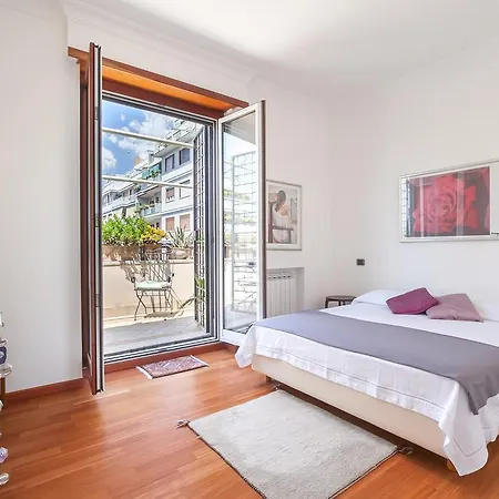 San Giovanni Terrace Apartment *